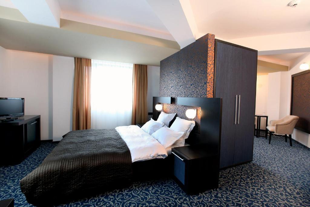 Ambiance Hotel 3*