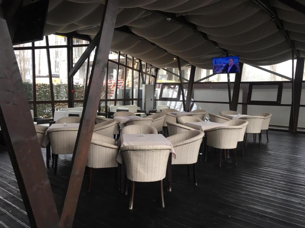 Ambiance 3* Bucarest
